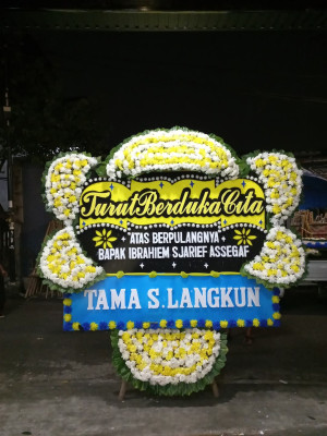 Papan Bunga Duka di Jatikramat